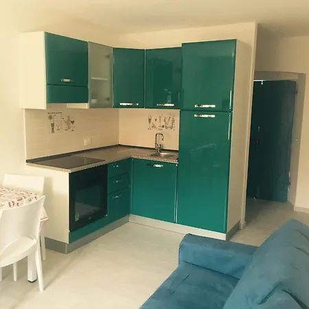 Trilocale Apartman *